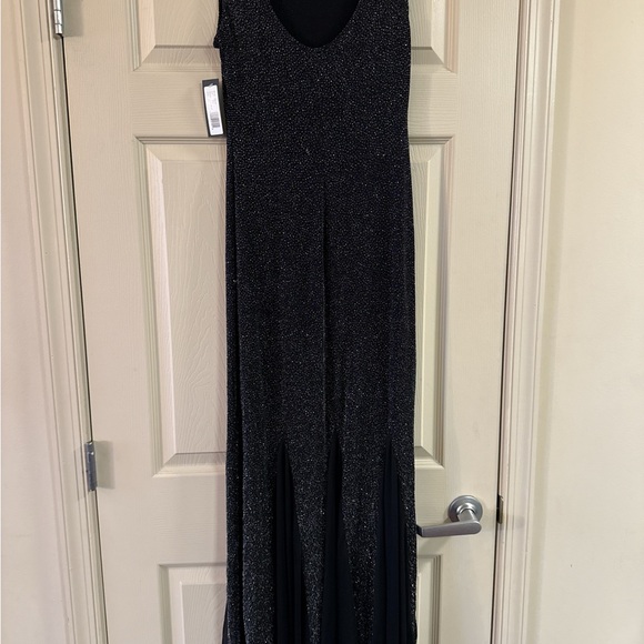 Black Sparkly Evening Gown - Picture 5 of 6